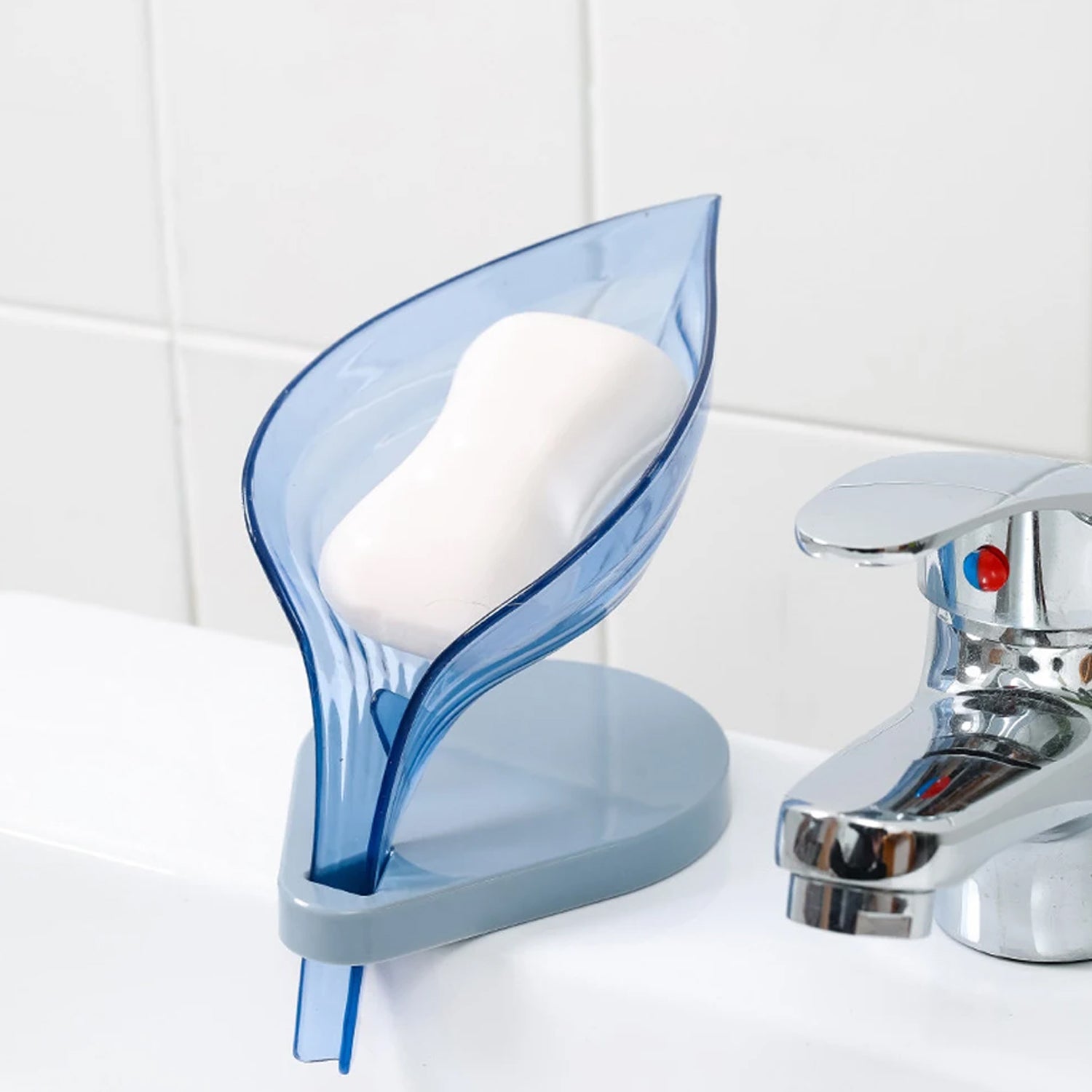 Plasticleaf Shape Soap Box  Soap Holder (1 Pc  With Color Box) Plasticleaf Shape Soap Box  Soap Holder (1 Pc  With Color Box)